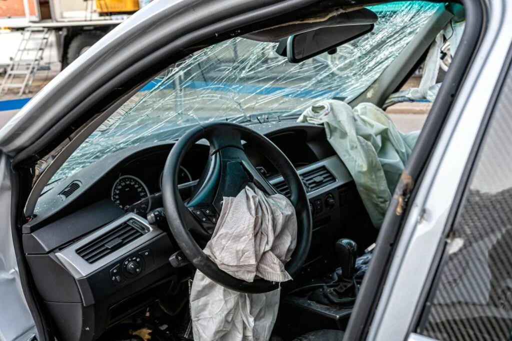 damaged-vehicle-closeup-after-a-heavy-crash-car-accident-insurance-concept-accident-crash-wreck-t20-drwg7n-1024x683.webp